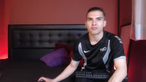 Snapshot of _tattoo_couple chatting on February 2025 03:05:02 PM online show from February 2025 03:05:02 PM