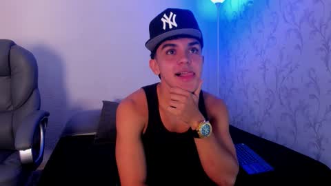 _taylorblack online show from December 2025 11:38:02 AM