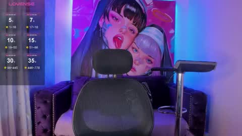 tiffany online show from March 2026 07:25:02 AM