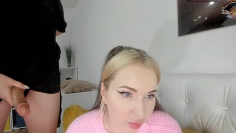 LilyOpen Pvt online show from October 2025 11:10:01 AM