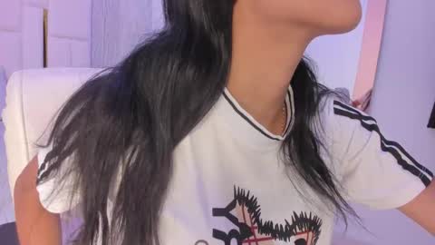 Rousse  online show from October 2025 07:36:02 PM