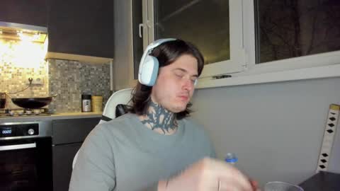 _torfin_ online show from December 2024 12:29:01 AM