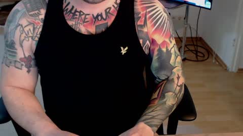 Snapshot of _trythis_ chatting on April 2026 07:05:01 AM _trythis_ online show from April 2026 07:05:01 AM