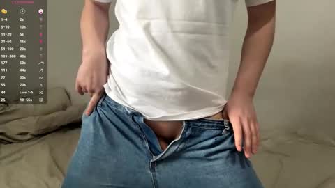 _twinkboy__ online show from February 2026 09:19:02 AM