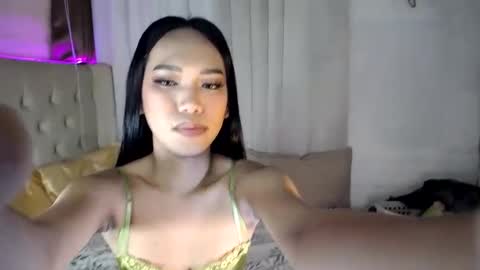 Snapshot of _ursweetapple_ chatting on December 2024 07:11:02 PM MS. apple online show from December 2024 07:11:02 PM