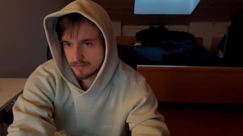 Snapshot of _v_l_a_d_ chatting on February 2026 02:51:01 PM Vlad online show from February 2026 02:51:01 PM