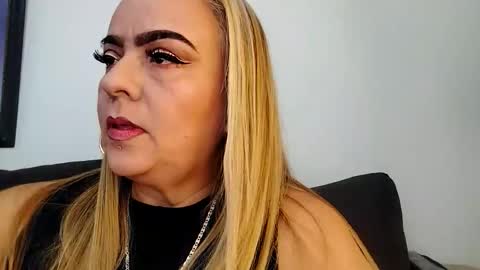 Valerie online show from October 2025 05:52:01 PM