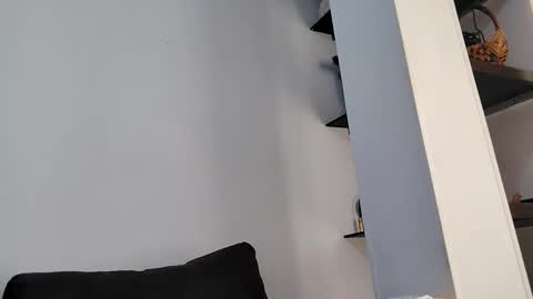 Valerie online show from November 2025 04:27:02 PM