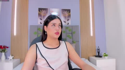 _valerycooper online show from April 2026 11:24:01 AM