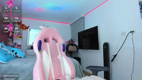 stephany online show from January 2025 03:07:01 AM