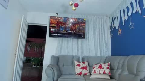 Veronica  online show from December 2024 04:51:02 AM