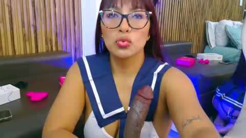 Veronica online show from September 2025 01:55:01 PM
