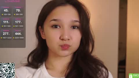 Viola online show from March 2025 04:00:02 PM