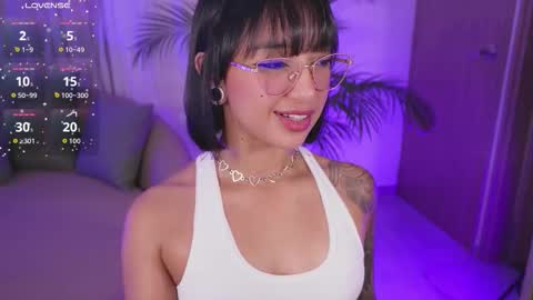 VICTORIA online show from November 2025 11:48:01 PM