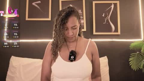 Snapshot of _victoria_hills chatting on February 2026 02:18:01 PM Victoria online show from February 2026 02:18:01 PM