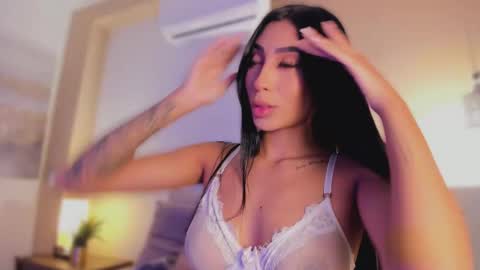 Snapshot of _victoria_lee chatting on March 2026 01:05:01 PM Victoria online show from March 2026 01:05:01 PM