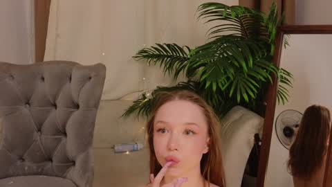 Violet online show from January 2025 11:10:02 PM