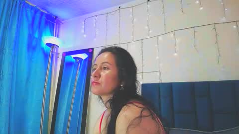 Snapshot of _violeta1 chatting on March 2026 02:11:02 PM Violeta online show from March 2026 02:11:02 PM