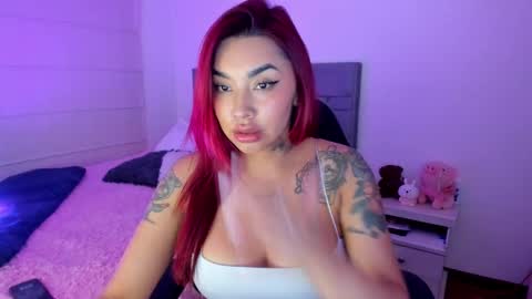 Snapshot of _viviana chatting on November 2025 11:03:01 PM INSTAGRAM pinzon viviana online show from November 2025 11:03:01 PM