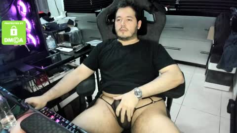 Snapshot of _vix__ chatting on April 2026 12:52:02 AM Vix online show from April 2026 12:52:02 AM