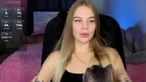 Vera online show from October 2025 09:42:02 AM