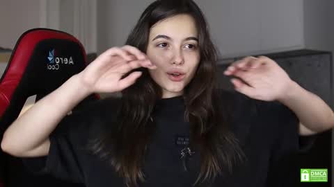 Kristina online show from September 2025 10:58:02 AM