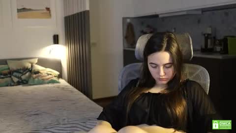 Kristina online show from November 2025 11:58:01 AM