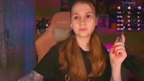 Enni online show from November 2025 07:47:02 AM