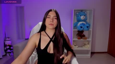 Luisa  online show from July 2026 07:44:01 AM