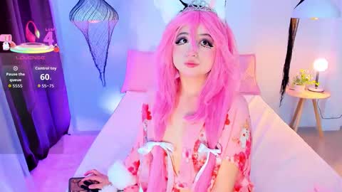 Xynara online show from December 2025 12:07:02 AM