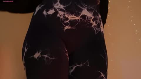 Macca and Ana online show from April 2026 04:30:01 AM