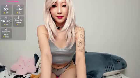 Snapshot of _yuriko chatting on June 2026 11:35:01 PM Mia online show from June 2026 11:35:01 PM