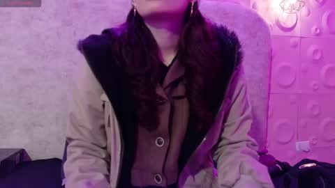 Snapshot of _yuyi chatting on November 2025 11:45:01 AM Yuyi online show from November 2025 11:45:01 AM