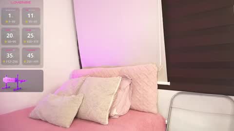 Alexandra  online show from March 2025 09:10:02 AM