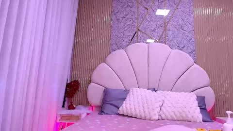 Aisha online show from March 2026 11:50:02 AM