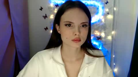 a_ariella_ online show from September 2025 08:08:01 AM