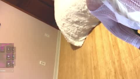 a_proper_lady online show from November 2025 05:04:02 PM