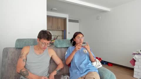 A Sexy Couple online show from January 2025 07:28:01 PM