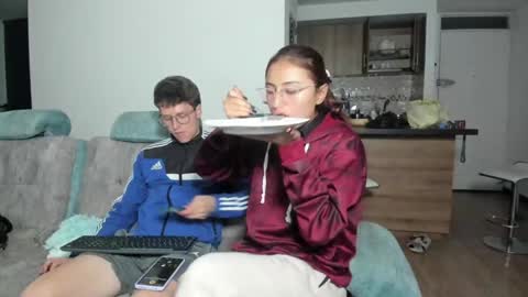 A Sexy Couple online show from January 2025 11:02:02 PM