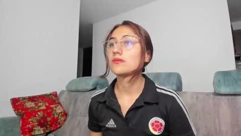 A Sexy Couple online show from January 2025 02:04:01 AM