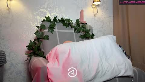 call me a Goddess online show from February 2025 06:15:02 PM