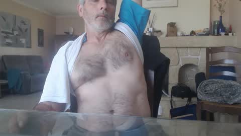 Snapshot of aalex1717 chatting on May 2026 06:40:02 AM Aalex1717 online show from May 2026 06:40:02 AM