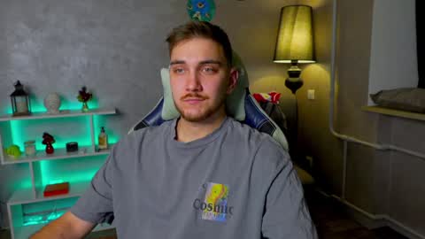 Alex online show from December 2024 02:08:02 AM