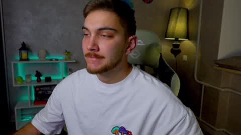 Alex online show from December 2024 01:14:01 PM