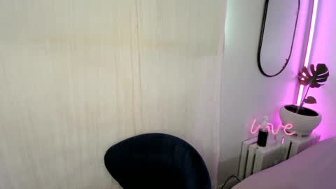 Aaliyahlayla online show from December 2024 01:34:02 AM