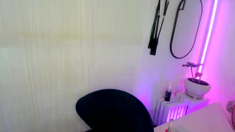 Aaliyahlayla online show from January 2025 01:41:01 AM