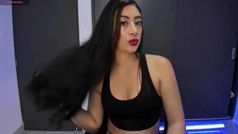 andrea online show from November 2025 11:21:02 PM