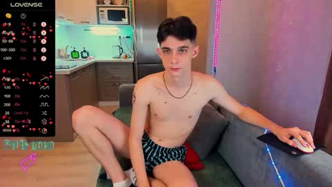 Aaron Bang online show from December 2025 08:24:02 PM