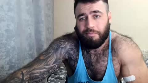 Snapshot of aaron_royal chatting on June 2026 01:12:02 PM Davin tayl online show from June 2026 01:12:02 PM