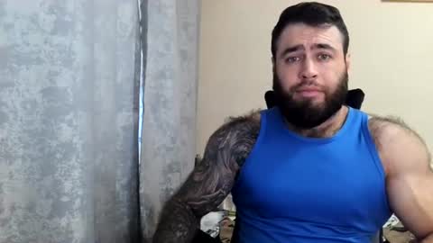 Snapshot of aaron_royal chatting on July 2026 01:50:01 PM Davin tayl online show from July 2026 01:50:01 PM